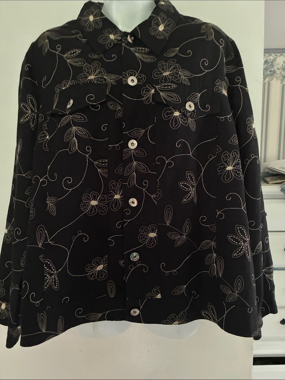 Carole Little Black Label Black Jacket Subtle Gold Floral Stitching  1X
